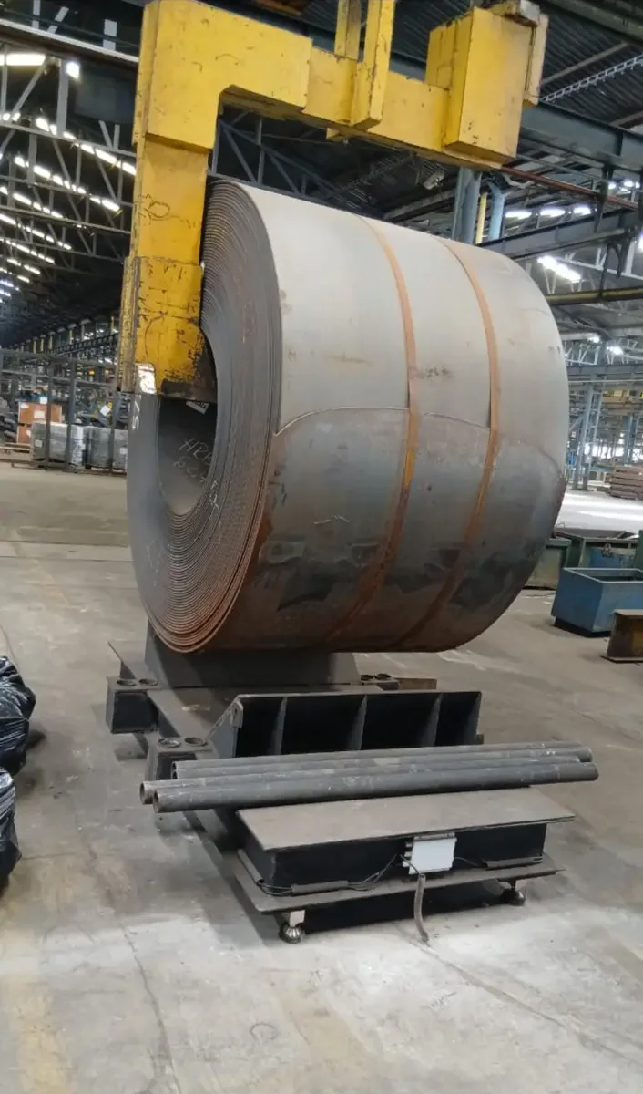 Sistema adaptado al manejo de bobinas de acero